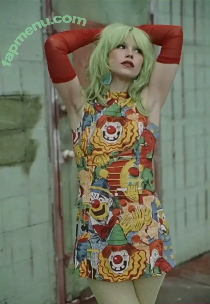 Kat Moss nude photo #0118 (8leggedbaby)