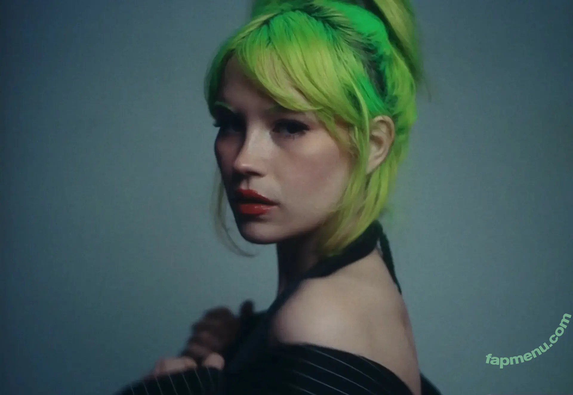 Kat Moss nude photo #0125 (8leggedbaby)