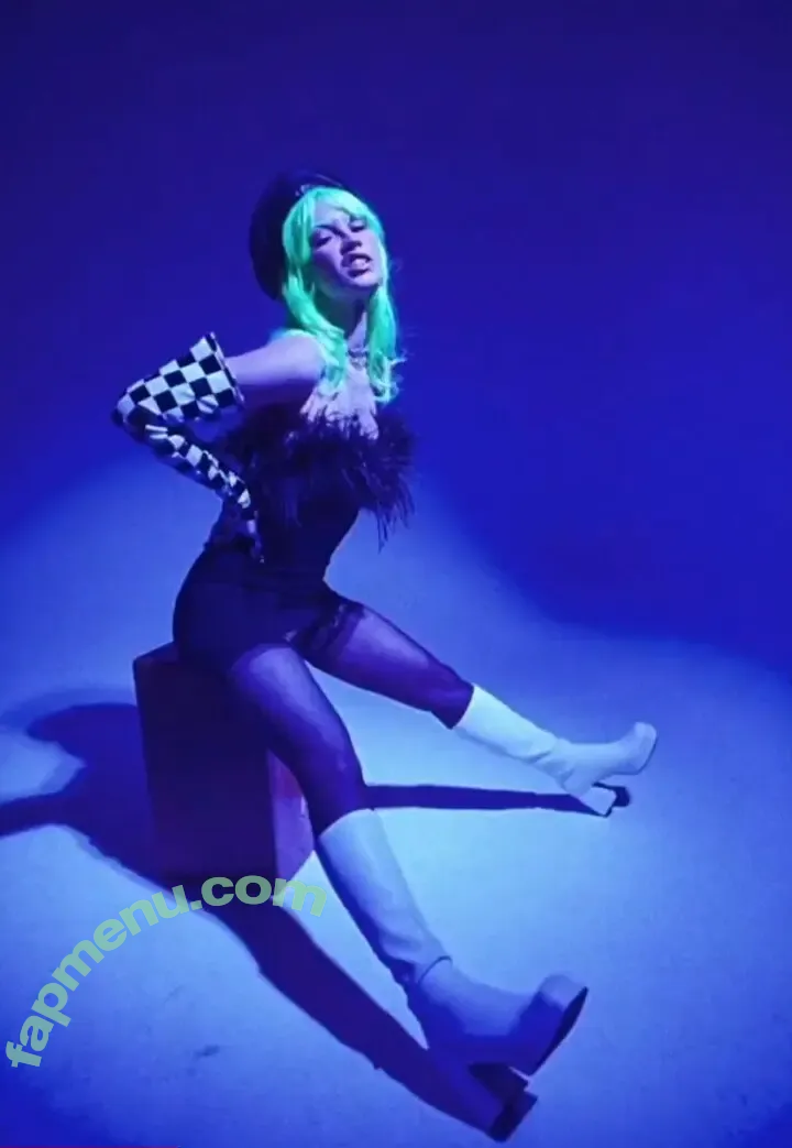 Kat Moss nude photo #0126 (8leggedbaby)