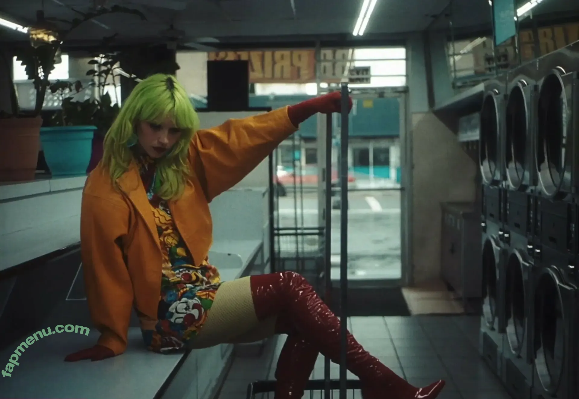 Kat Moss nude photo #0129 (8leggedbaby)