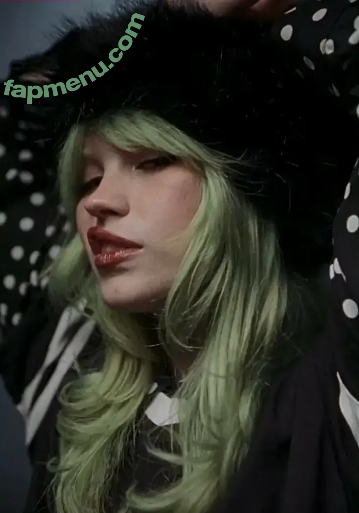 Kat Moss nude photo #0130 (8leggedbaby)