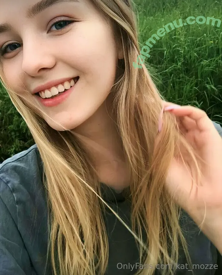 kat_mozze nude photo #0015 (katamogz)