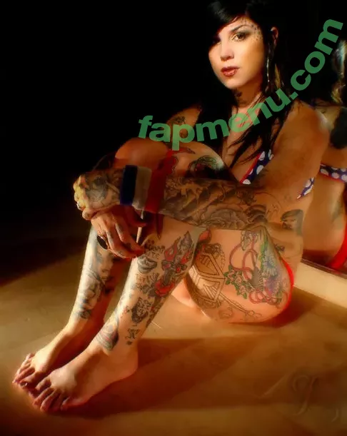 Kat Von D nude photo #0001 (thekatvond)