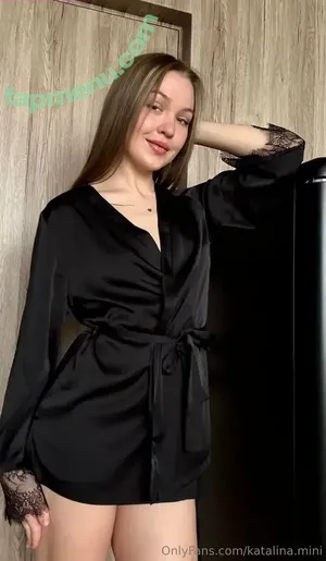 Katalina.Mini / reel nude photo #0020