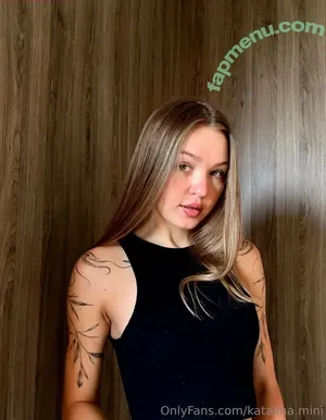 Katalina.Mini / reel nude photo #0035