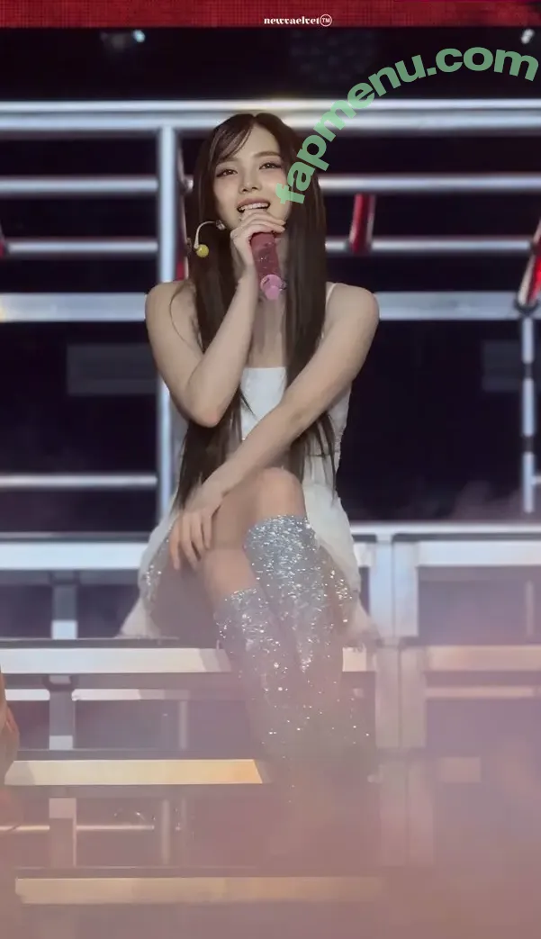 katarinabluu nude photo #1739 (Karina / aespa / karinamasfina)