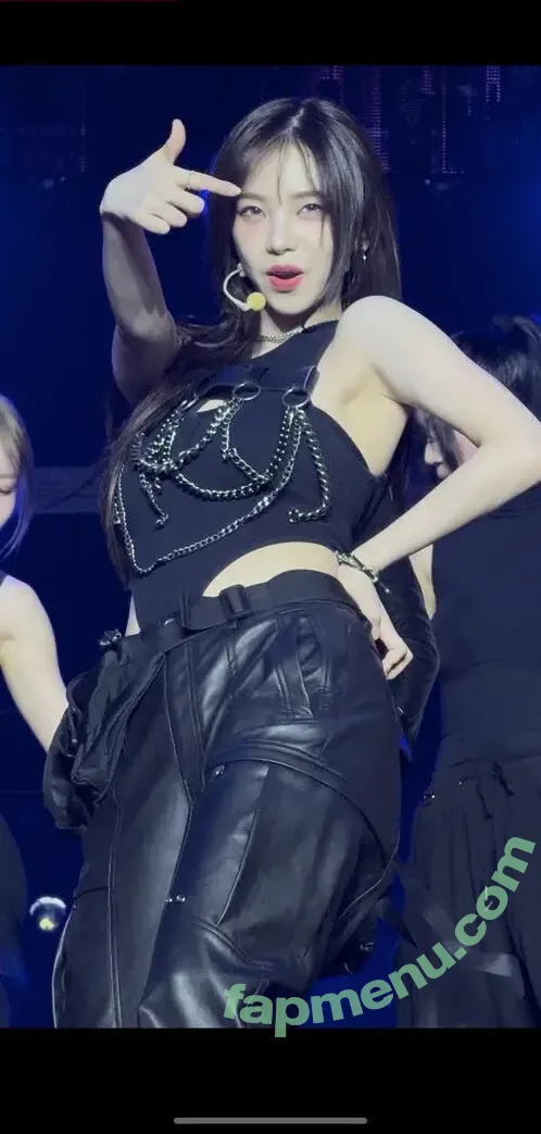 katarinabluu nude photo #1747 (Karina / aespa / karinamasfina)