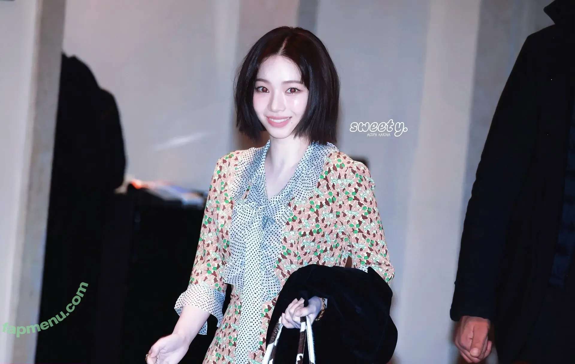 katarinabluu nude photo #1803 (Karina / aespa / karinamasfina)