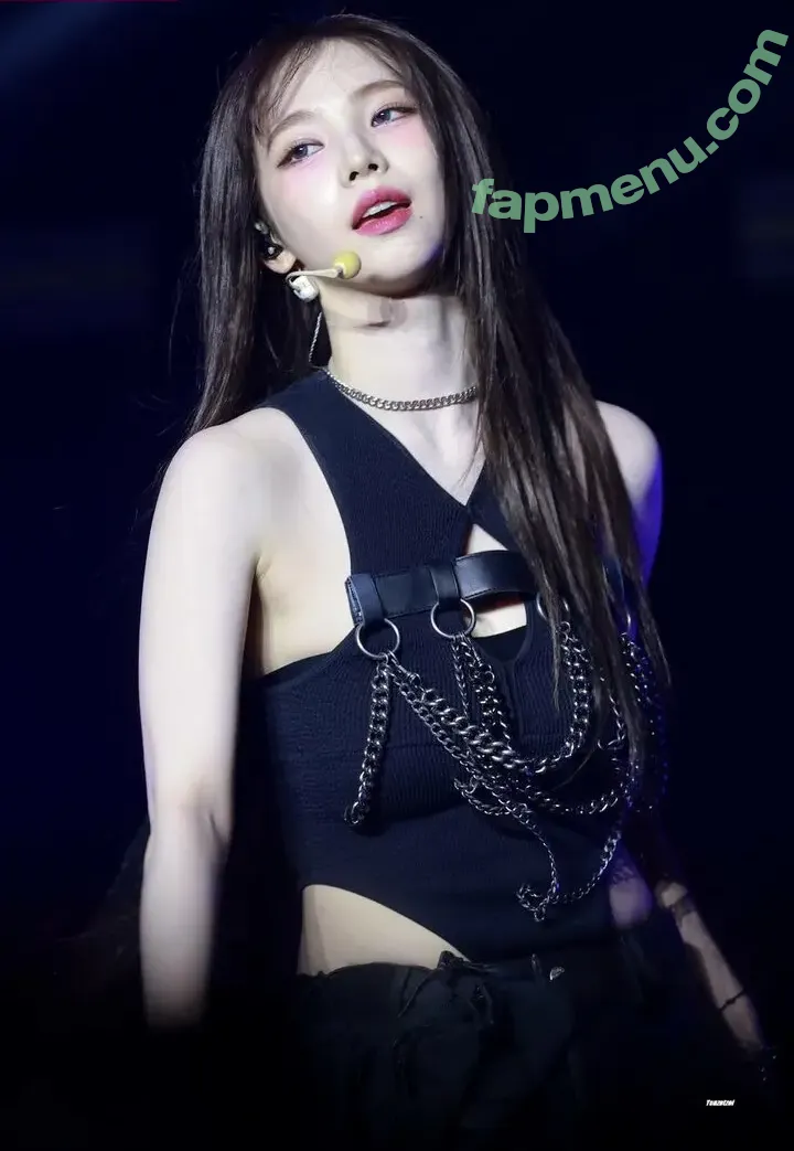 katarinabluu nude photo #1872 (Karina / aespa / karinamasfina)