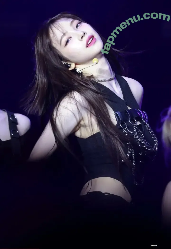 katarinabluu nude photo #1876 (Karina / aespa / karinamasfina)