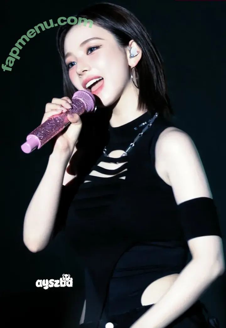 katarinabluu nude photo #1936 (Karina / aespa / karinamasfina)