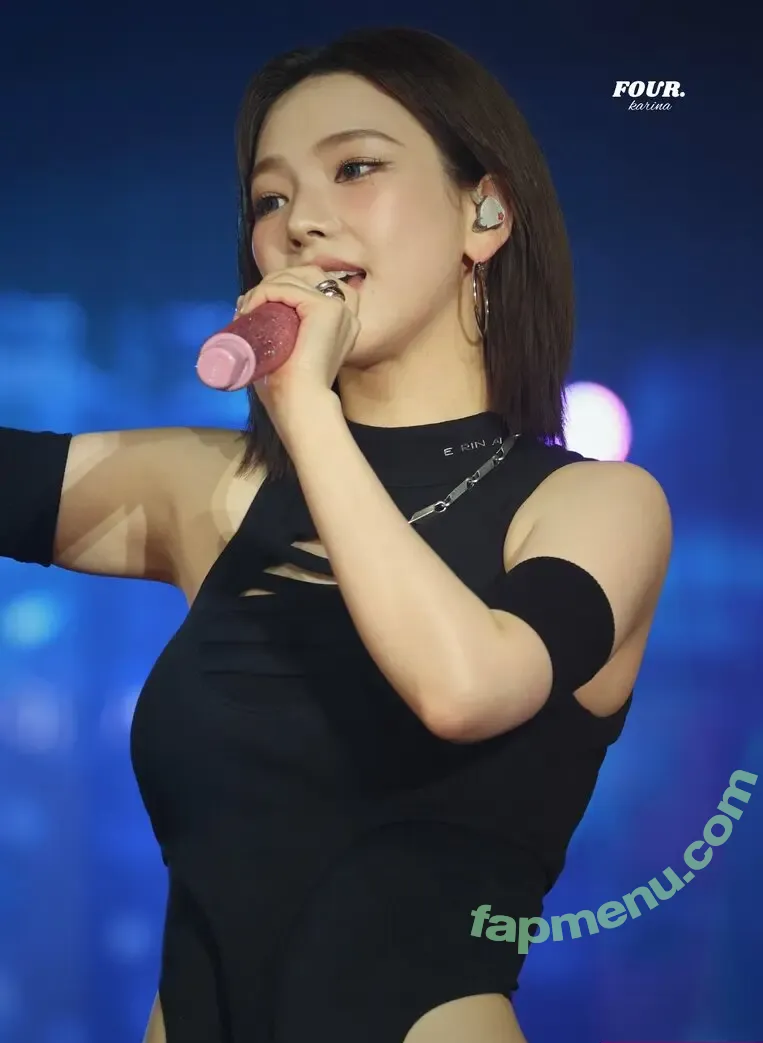 katarinabluu nude photo #1981 (Karina / aespa / karinamasfina)