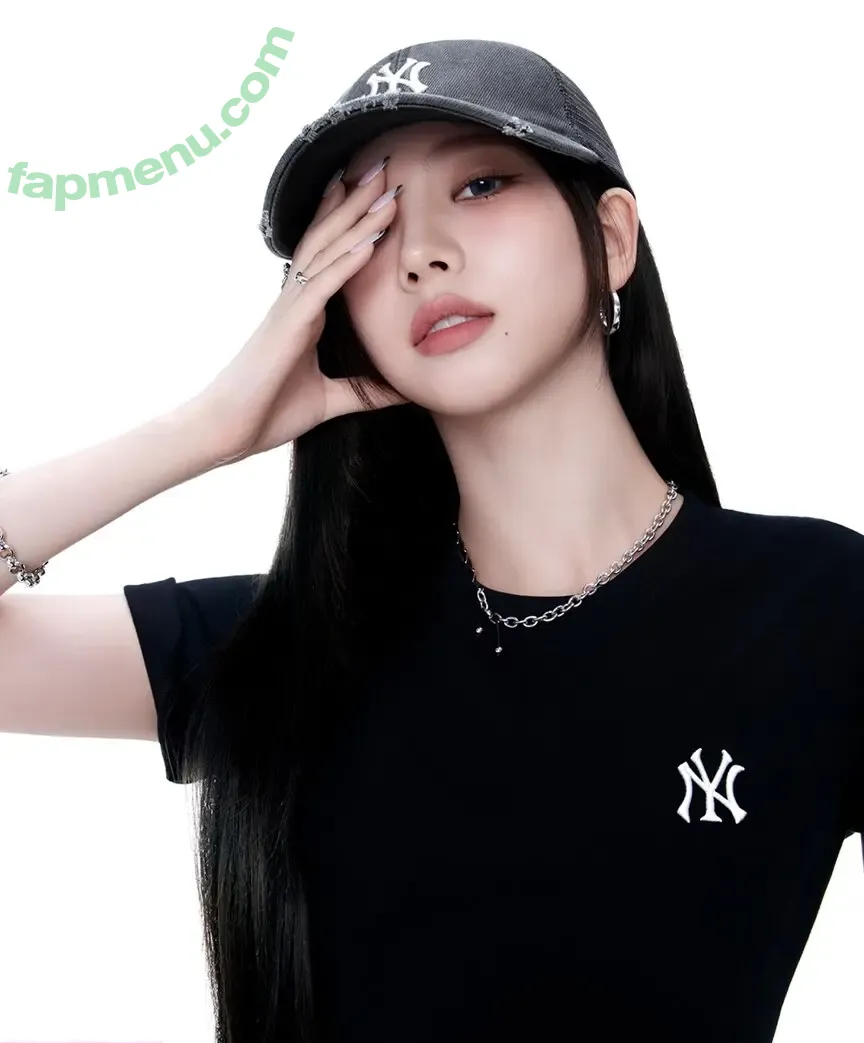 katarinabluu nude photo #2019 (Karina / aespa / karinamasfina)