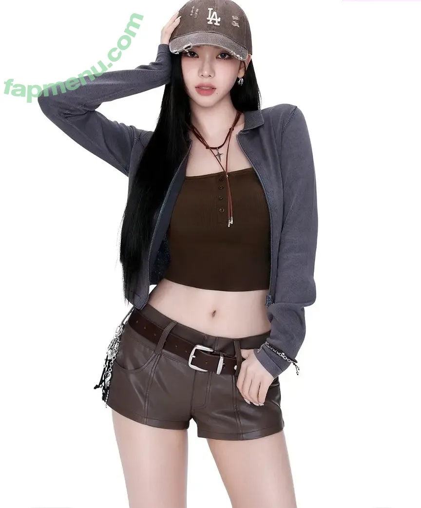 katarinabluu nude photo #2020 (Karina / aespa / karinamasfina)