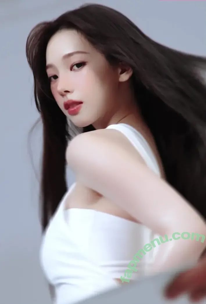 katarinabluu nude photo #2038 (Karina / aespa / karinamasfina)