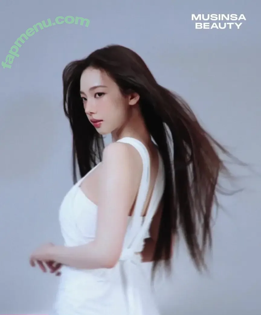 katarinabluu nude photo #2043 (Karina / aespa / karinamasfina)