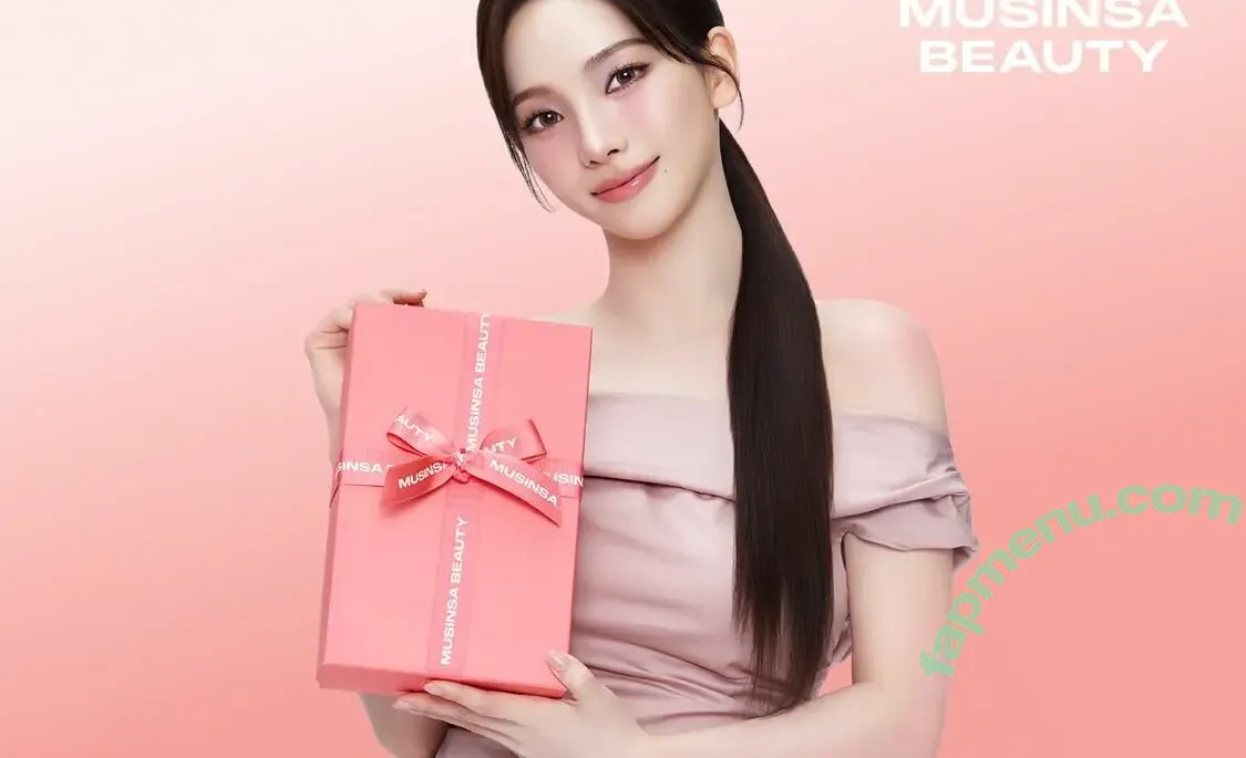 katarinabluu nude photo #2046 (Karina / aespa / karinamasfina)