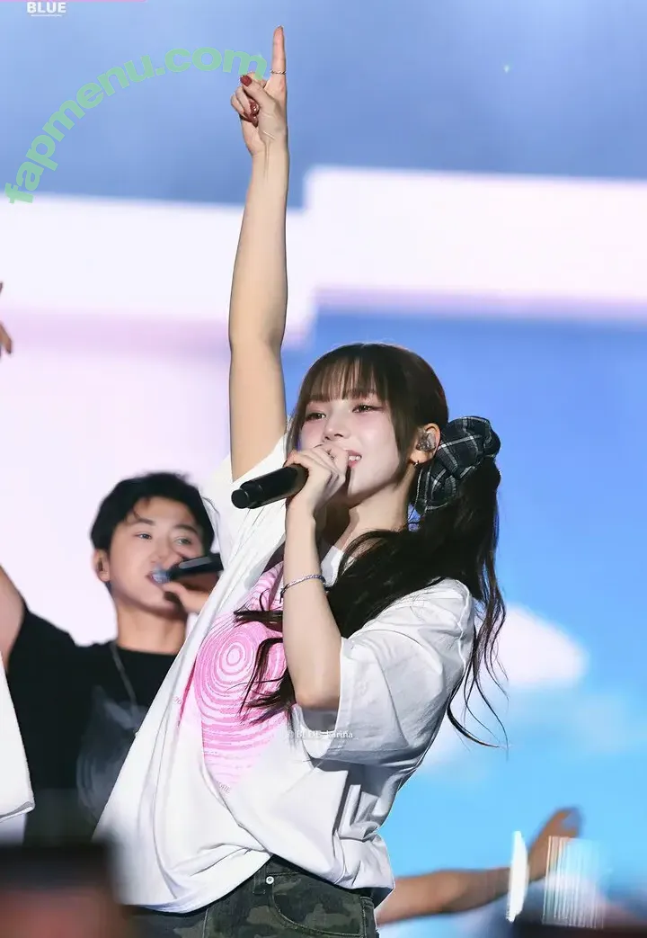 katarinabluu nude photo #2064 (Karina / aespa / karinamasfina)