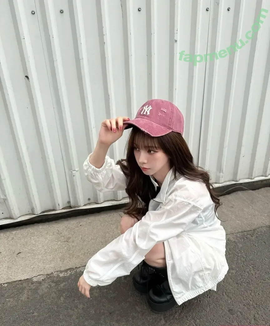 katarinabluu nude photo #2074 (Karina / aespa / karinamasfina)