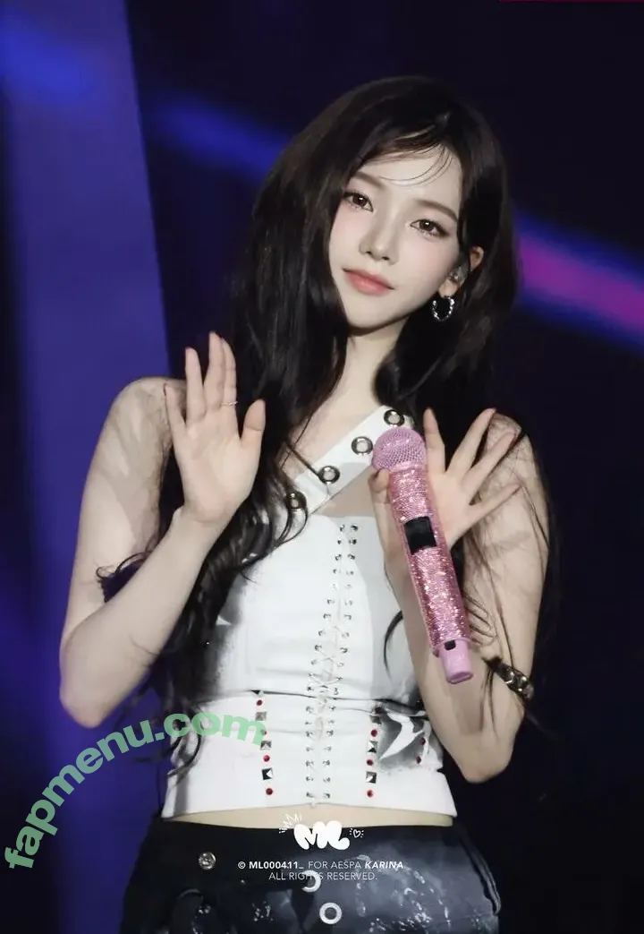 katarinabluu nude photo #2115 (Karina / aespa / karinamasfina)