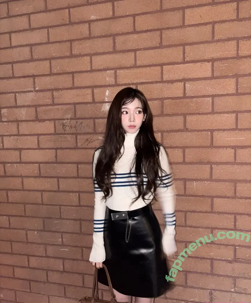 katarinabluu nude photo #2135 (Karina / aespa / karinamasfina)