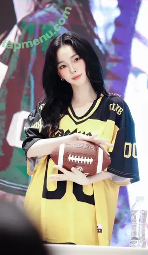 katarinabluu / Karina / aespa / karinamasfina nude photo #3946