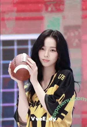 katarinabluu / Karina / aespa / karinamasfina nude photo #3949