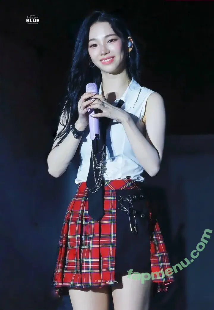 katarinabluu nude photo #3692 (Karina / aespa / karinamasfina)