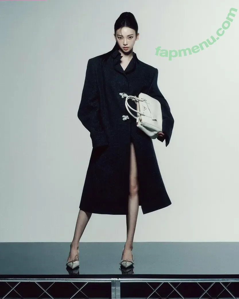 katarinabluu nude photo #3697 (Karina / aespa / karinamasfina)