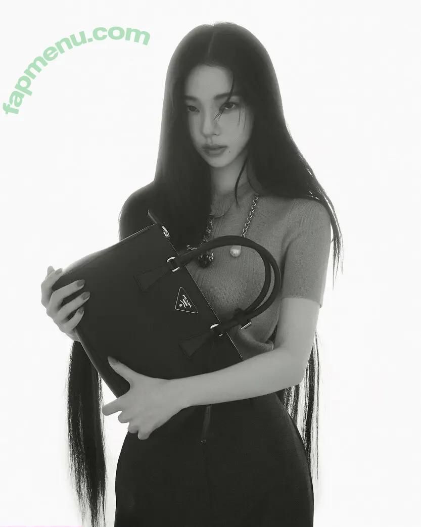 katarinabluu nude photo #3698 (Karina / aespa / karinamasfina)