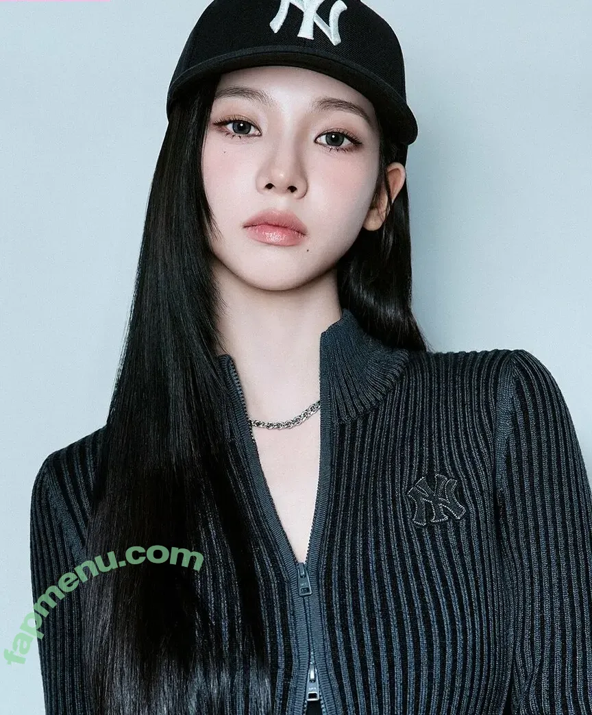 katarinabluu nude photo #3703 (Karina / aespa / karinamasfina)