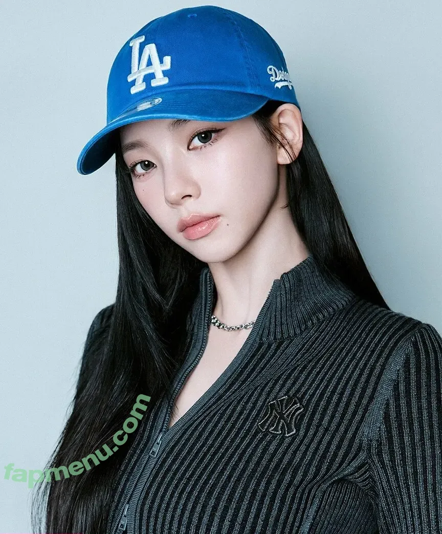 katarinabluu nude photo #3710 (Karina / aespa / karinamasfina)