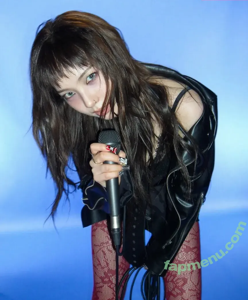 katarinabluu nude photo #3761 (Karina / aespa / karinamasfina)