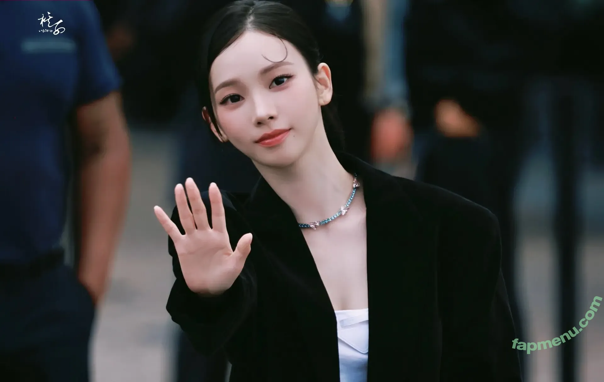 katarinabluu nude photo #3798 (Karina / aespa / karinamasfina)