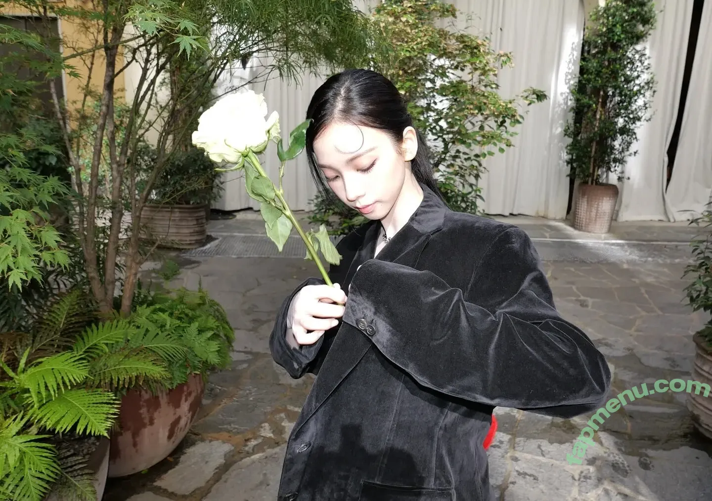 katarinabluu nude photo #3825 (Karina / aespa / karinamasfina)