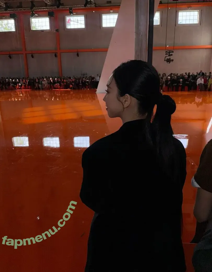 katarinabluu nude photo #3841 (Karina / aespa / karinamasfina)