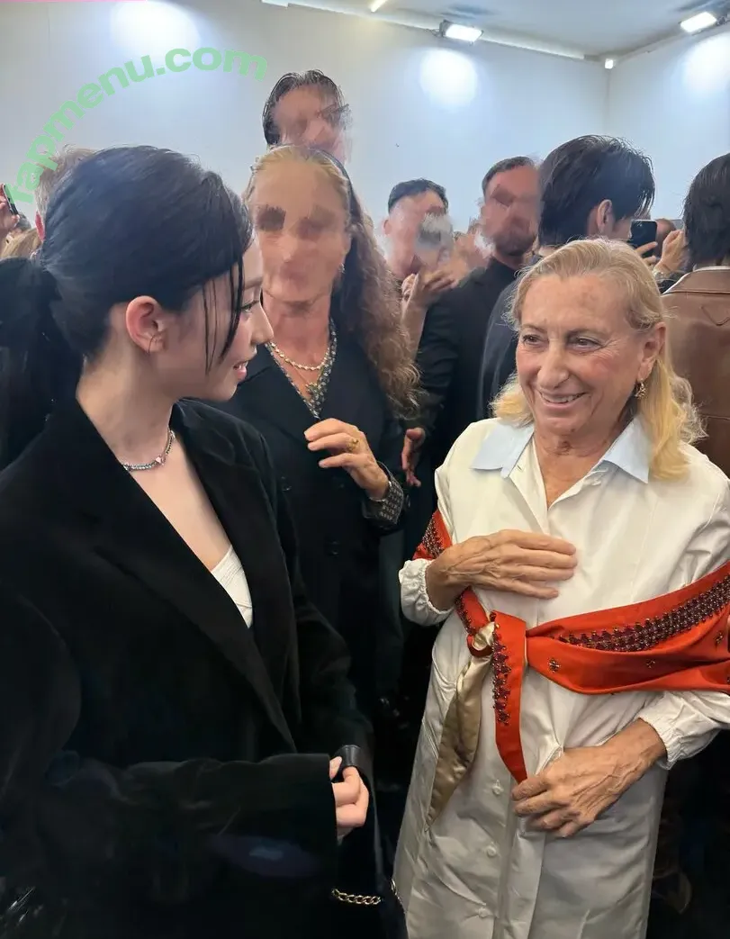 katarinabluu nude photo #3844 (Karina / aespa / karinamasfina)