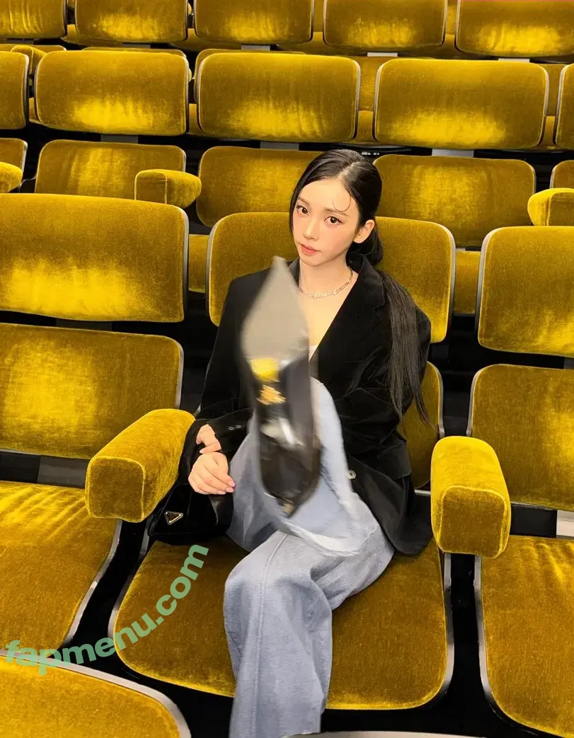 katarinabluu nude photo #3848 (Karina / aespa / karinamasfina)