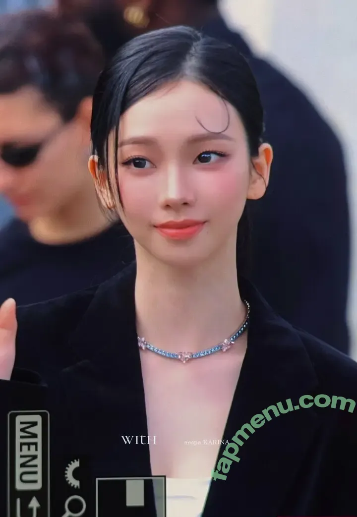 katarinabluu nude photo #3865 (Karina / aespa / karinamasfina)