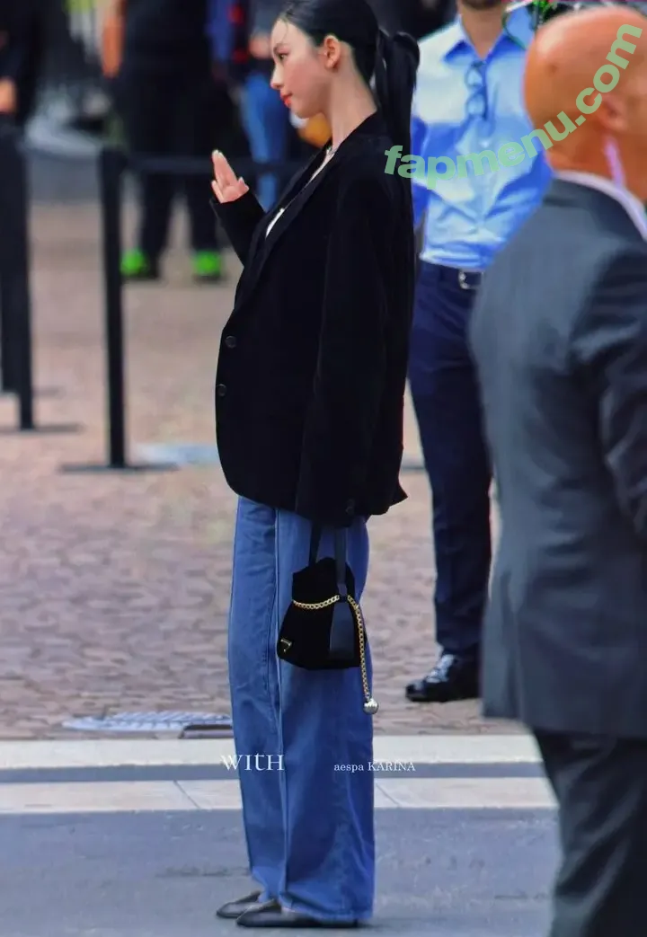 katarinabluu nude photo #3867 (Karina / aespa / karinamasfina)