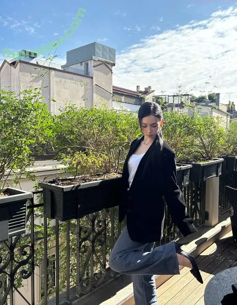 katarinabluu nude photo #3892 (Karina / aespa / karinamasfina)