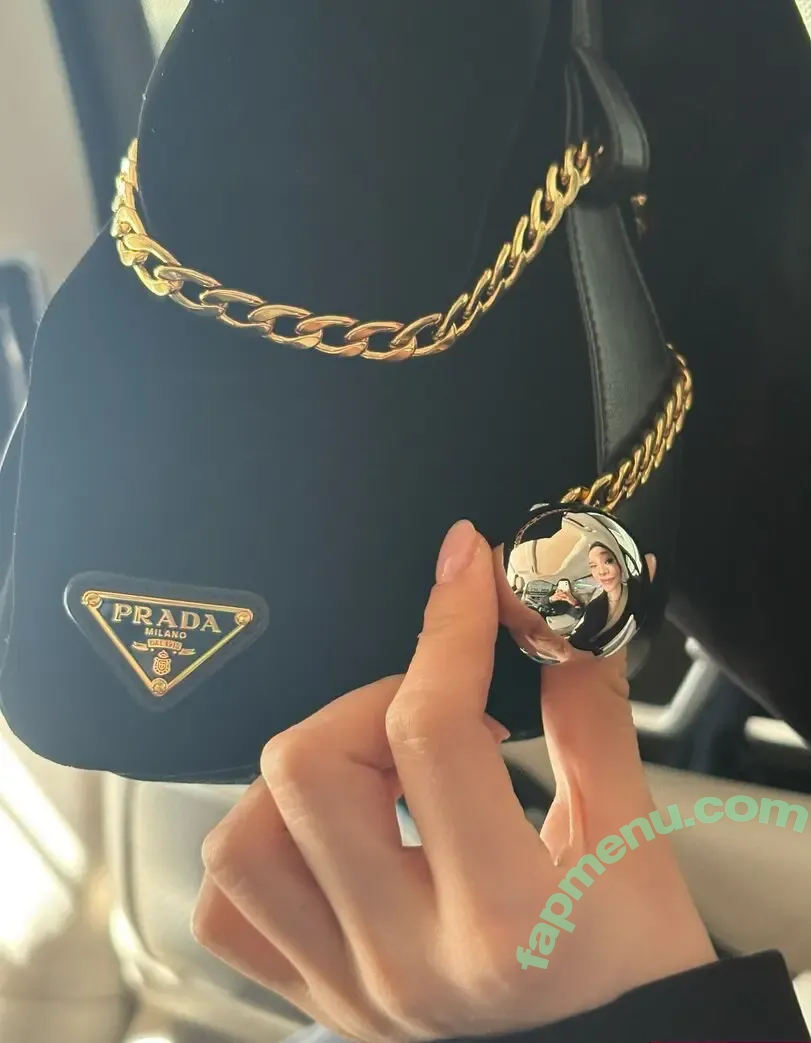 katarinabluu nude photo #3895 (Karina / aespa / karinamasfina)