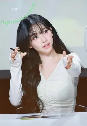 katarinabluu / Karina / aespa / karinamasfina nude photo #4136