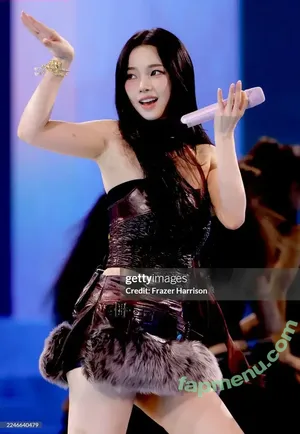 katarinabluu / Karina / aespa / karinamasfina nude photo #4349