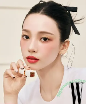 katarinabluu / Karina / aespa / karinamasfina nude photo #4375