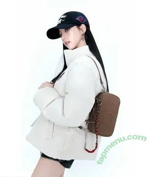 katarinabluu / Karina / aespa / karinamasfina nude photo #4401