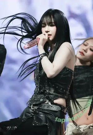 katarinabluu / Karina / aespa / karinamasfina nude photo #4461