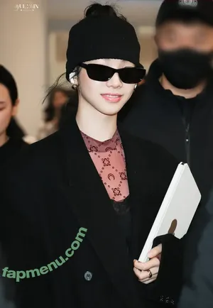 katarinabluu / Karina / aespa / karinamasfina nude photo #4509