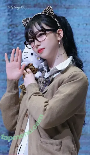 katarinabluu / Karina / aespa / karinamasfina nude photo #4534