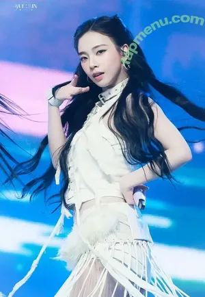 katarinabluu / Karina / aespa / karinamasfina nude photo #4599